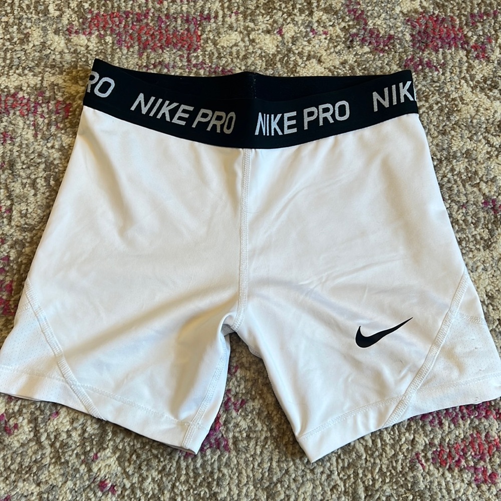 White Nike pros